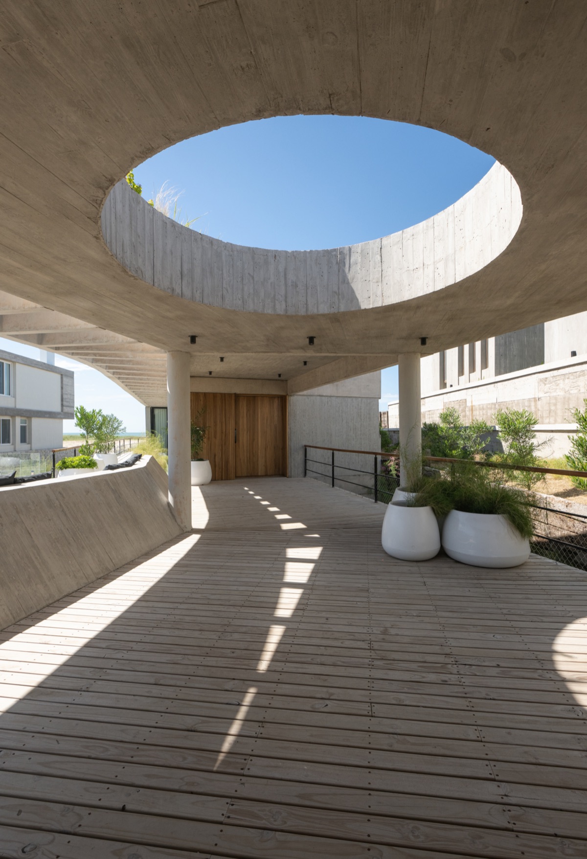 Constructora del Mar — acceso